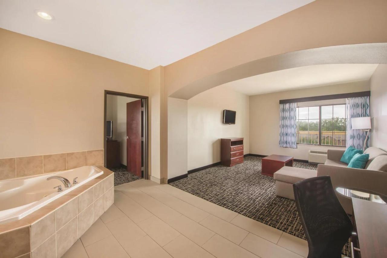 La Quinta By Wyndham Oklahoma City -Yukon Extérieur photo